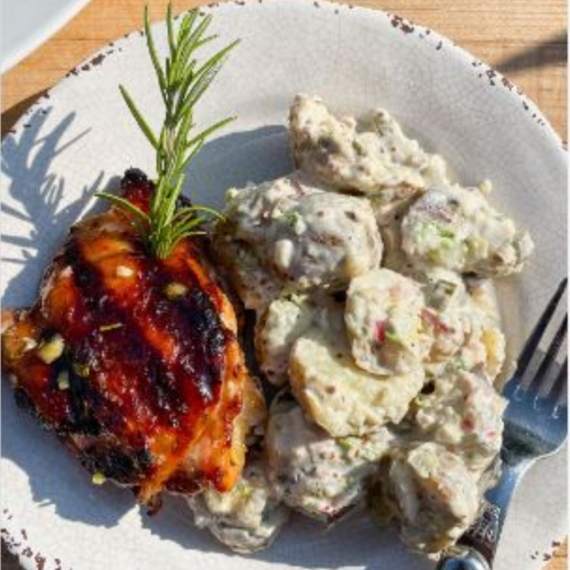 grilled-chicken-with-rosemary-sweet-sour-sauce-recipe
